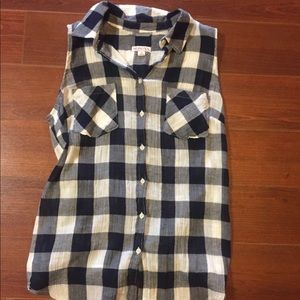 Black and white womans XS tank top